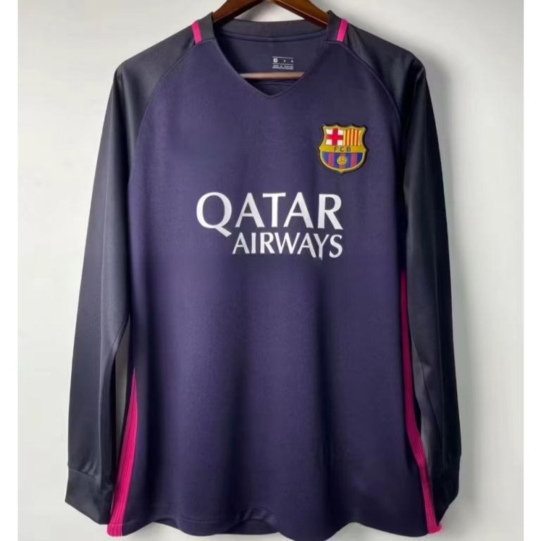 Enhancing Sports Jersey Brand Image: The Role of Logo Design Templates with IT Integration